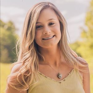 Meet your Posher, Annie